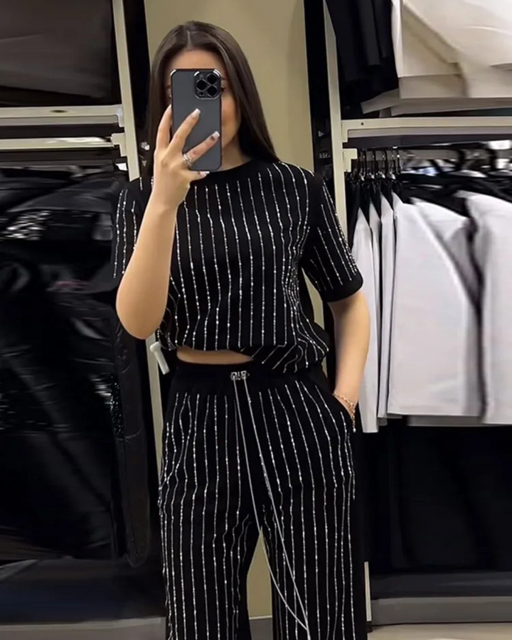 Valeria™ | Conjunto de dos piezas con pantalones y camisa